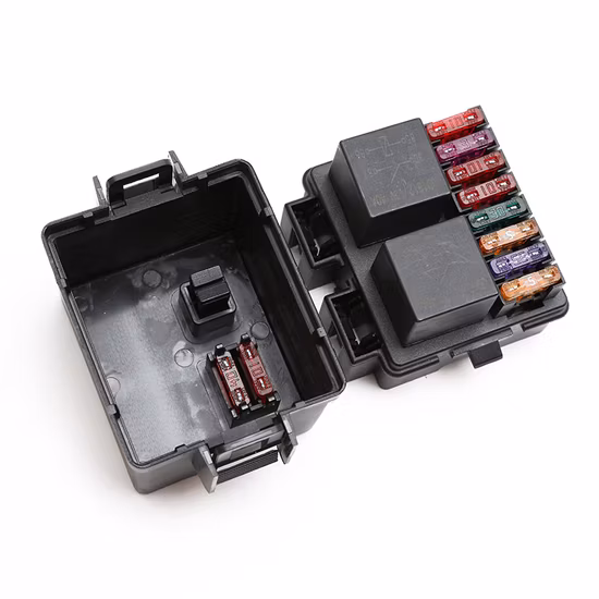 Boîte de relais de puissance universelle modulaire à 10 emplacements, 10 voies, avec 32V 40A, 2 relais 20A, 25A, 30A, 8 fusibles à lame standard pour camion, remorque et voiture